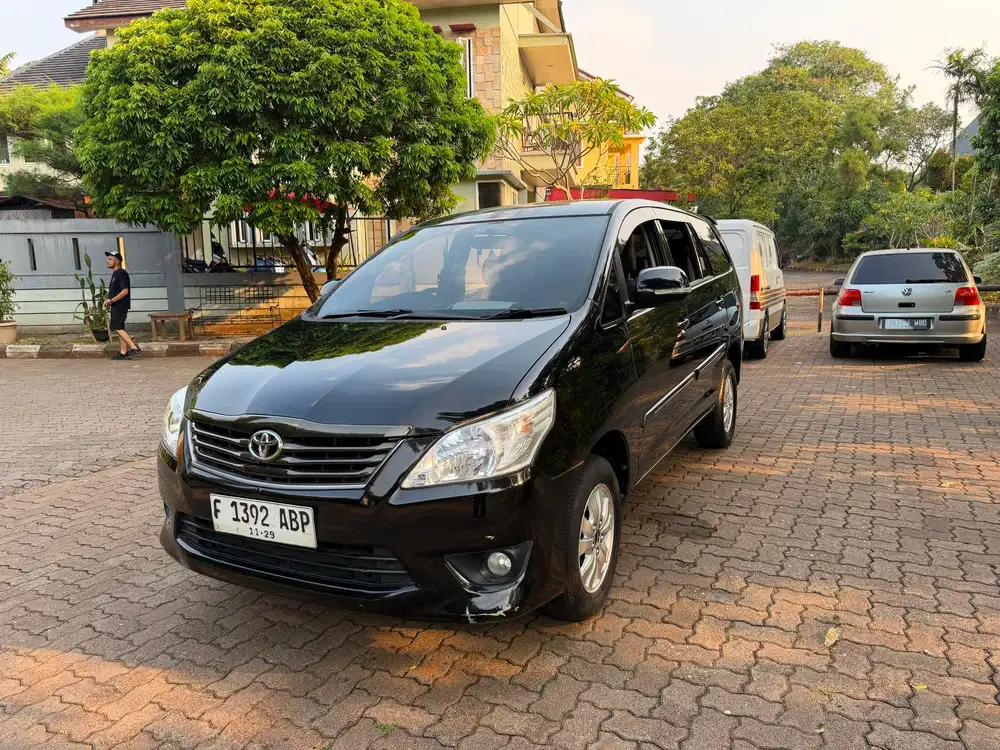 Toyota Innova G AT 2013 135