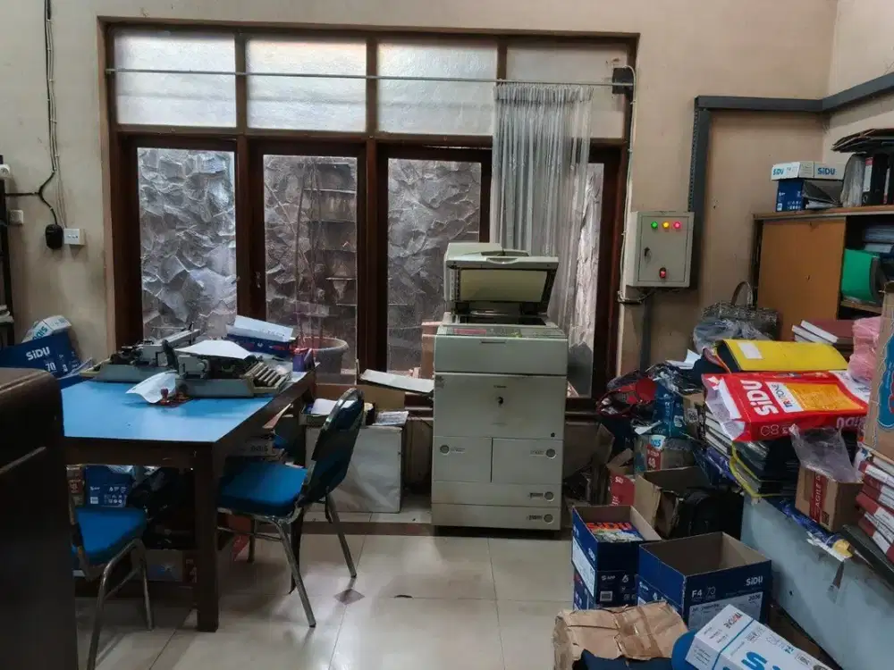SEWA Komersil area Jalan Jawa, 2 Lantai, Lokasi Strategis, Surabaya Pusat