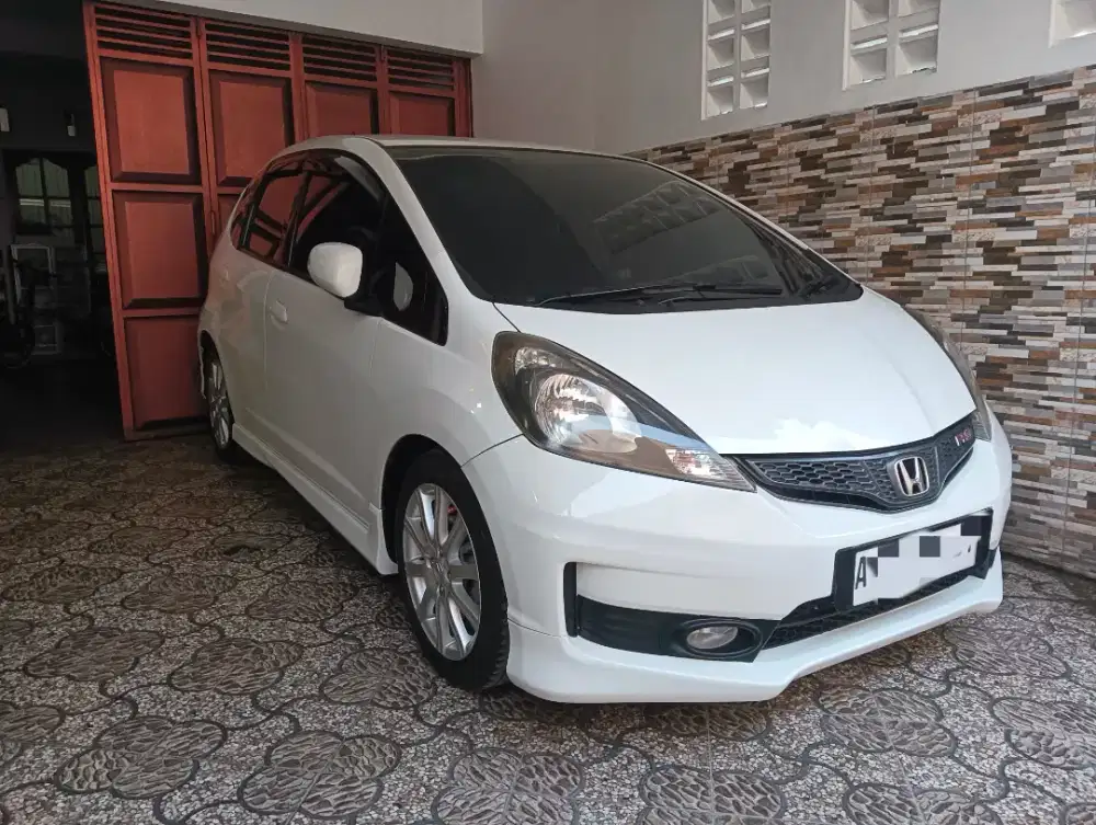 Jazz RS matic 2013 Putih favorit