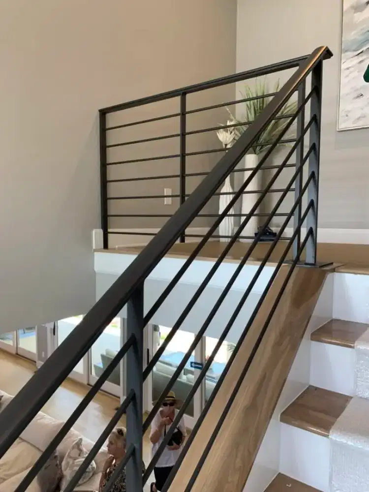 Railing Minimalis