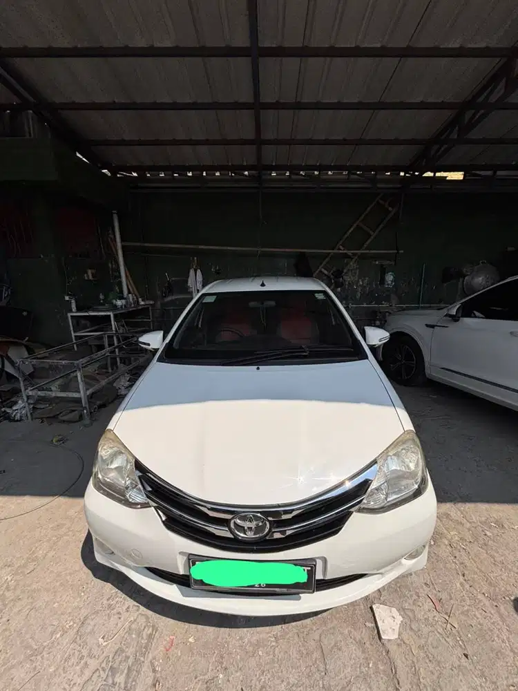 Toyota Etios Valco E MT 2016,