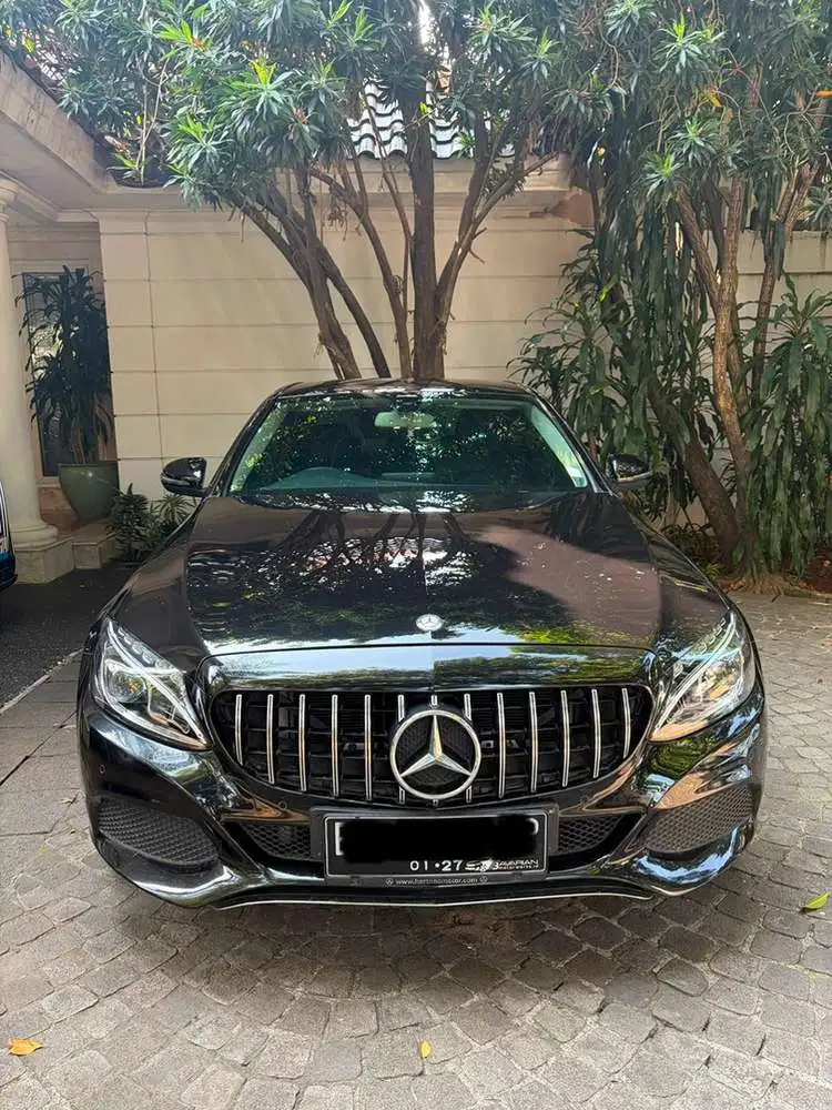 Mercedes-Benz C200 2016 Bensin