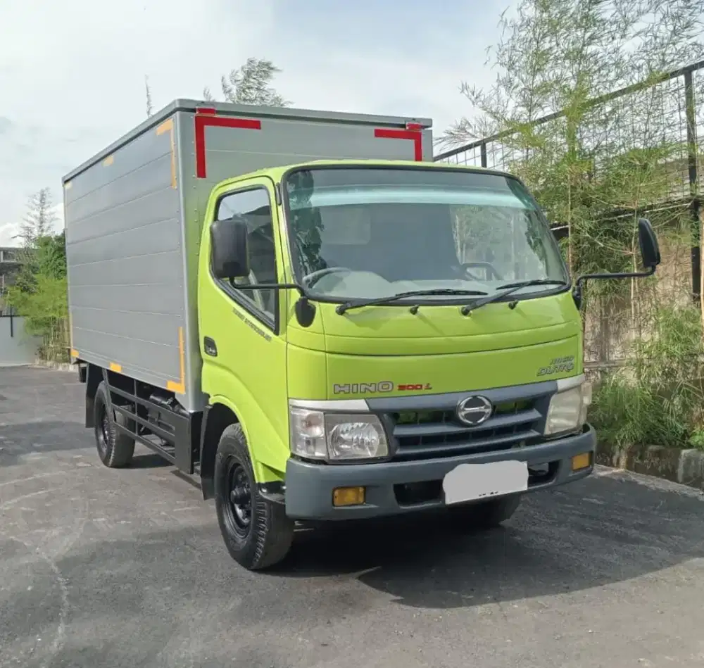 HINO DUTRO 110 SDL 2013 ENGKEL LONG BOX 18 KUBIK