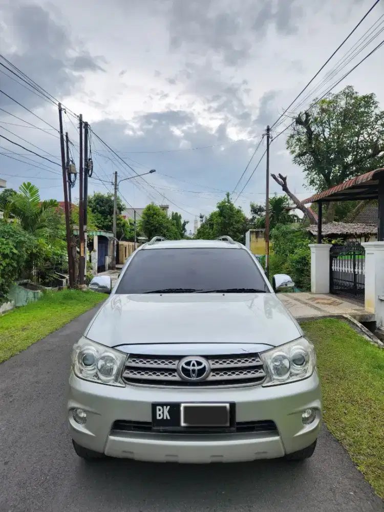 Toyota Fortuner G 2.7 Tahun 2011 A/T