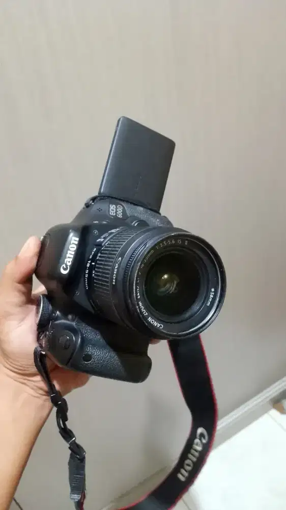 Kamera Canon 600 D