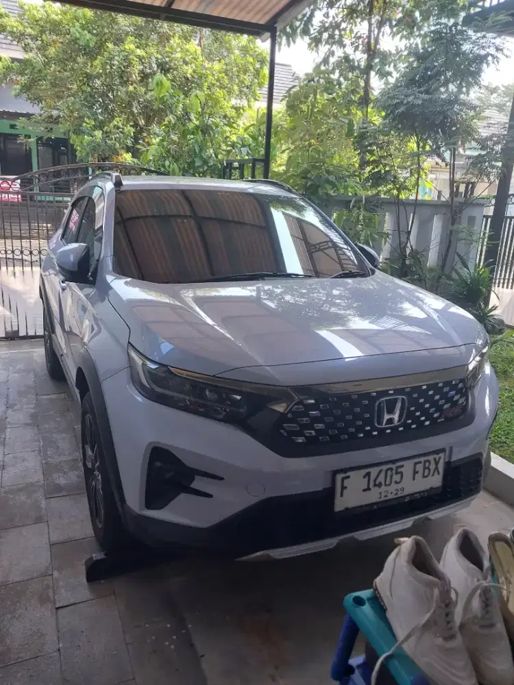 Honda WRV thn 2024 matic non sensing putih