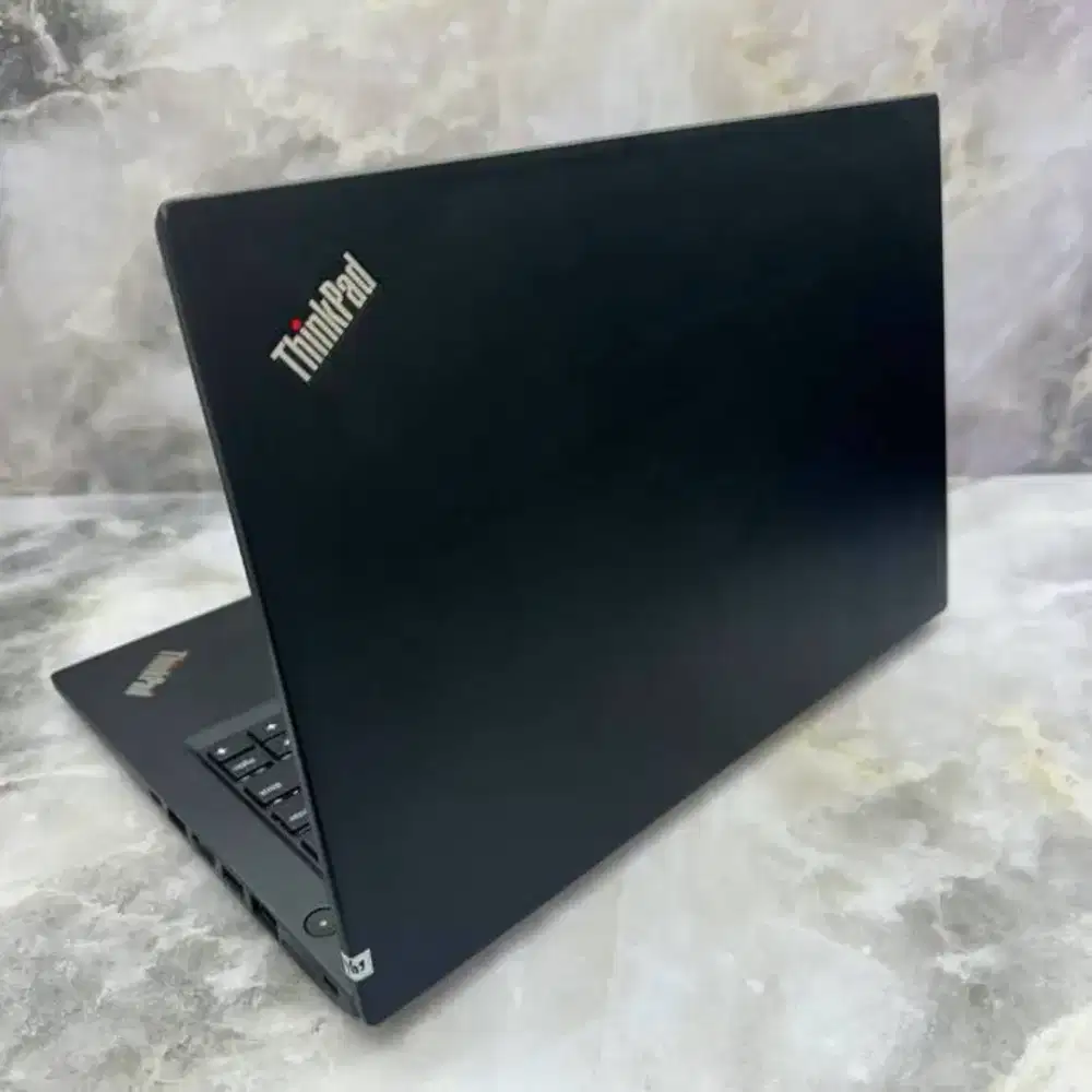 Rajanya laptop tangguh!!