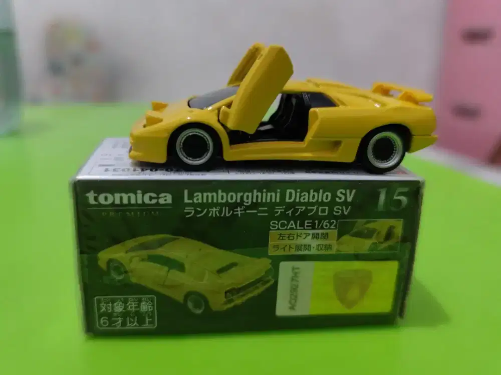 Mainan mobil/Tomicaa/miniatur mobil