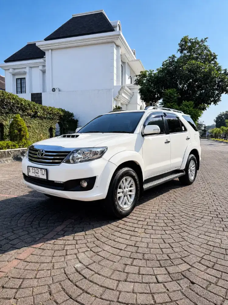 TOYOTA FORTUNER VNT ISTIMEWA PAJAK BARU