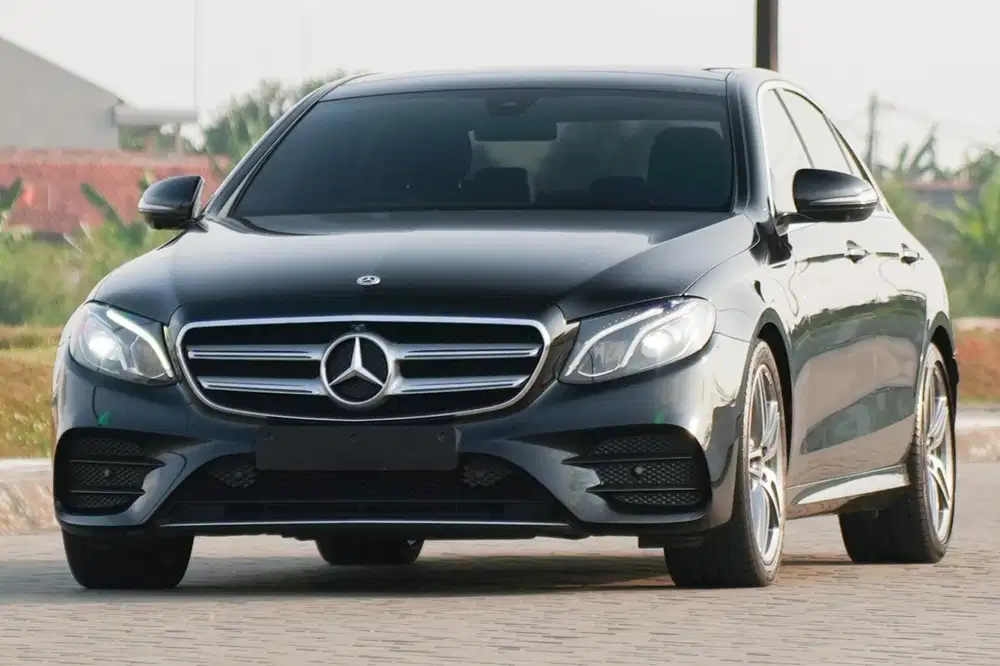 Mercedes Benz E300 AMG Line 2019 (W213)