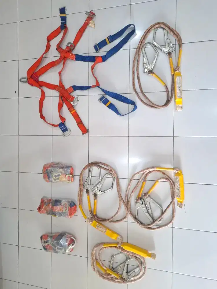 Safety full body harness double lanyard