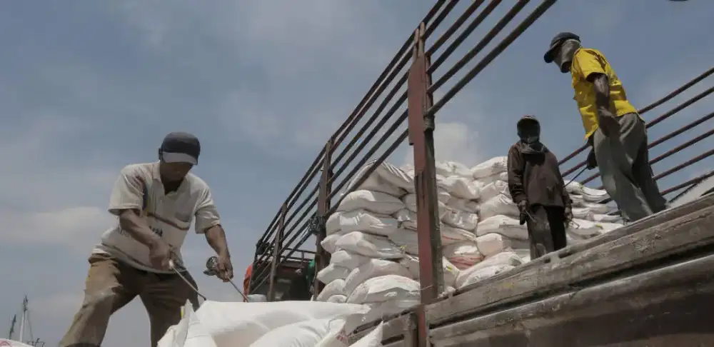 Dicari SEGERA tenaga bongkar muat