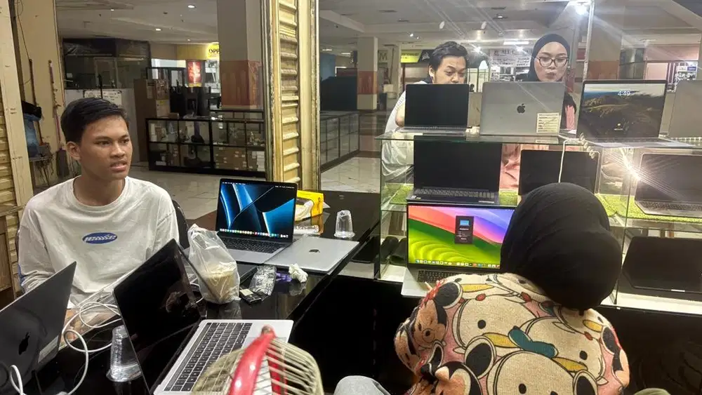 Di cari yang bisa jualan online dan mau belajar tertarik tentang lapto