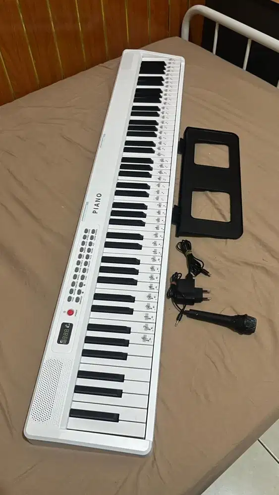 Piano/Keyboard elektrik lipat 88 tuts lengkap