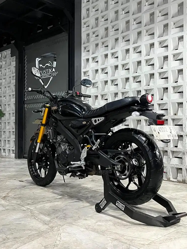 Terbatas!!Yamaha XSR 155 th 2023 - Ayu Mustika