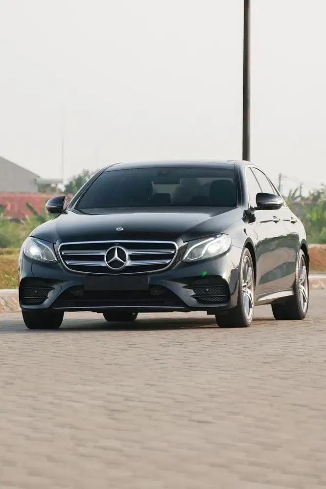 [ Full Spec ] Mercedes Benz E300 AMG Line 2019 W213