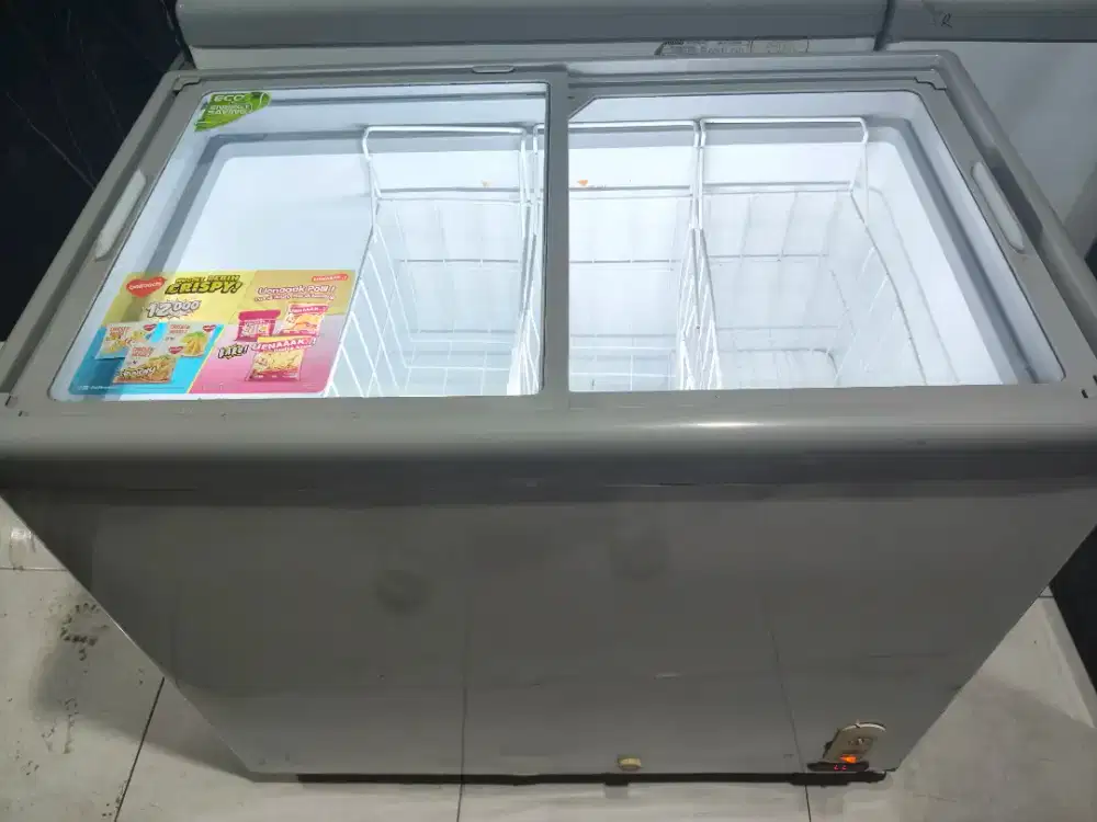 Frezer bok Sanwoo kapasitas 200 liter normal orisinil
