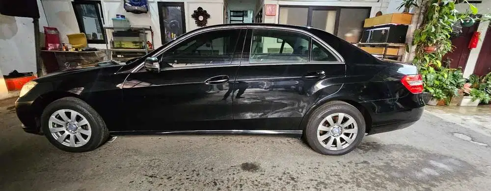 Mercedes-Benz E200 2013 Bensin