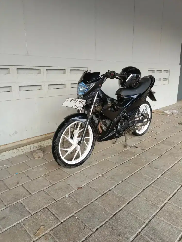 Satria Fu black predator