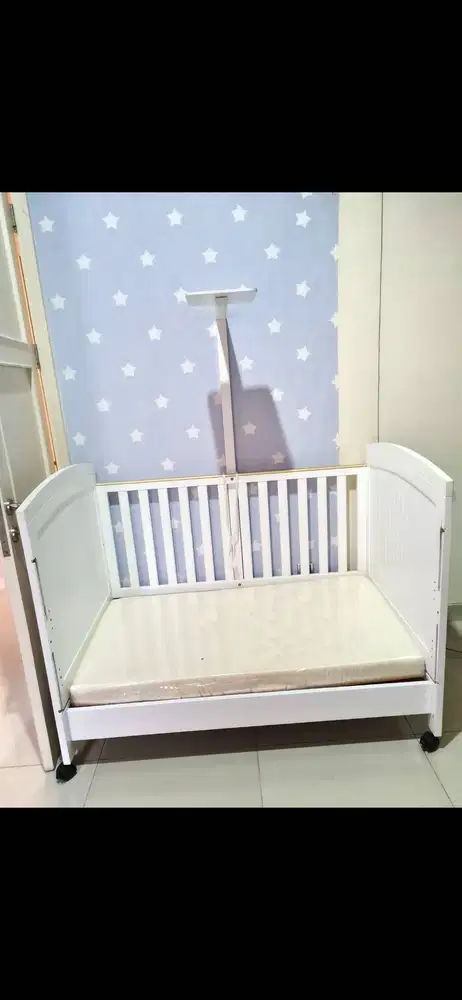 Ranjang baby Babybelle