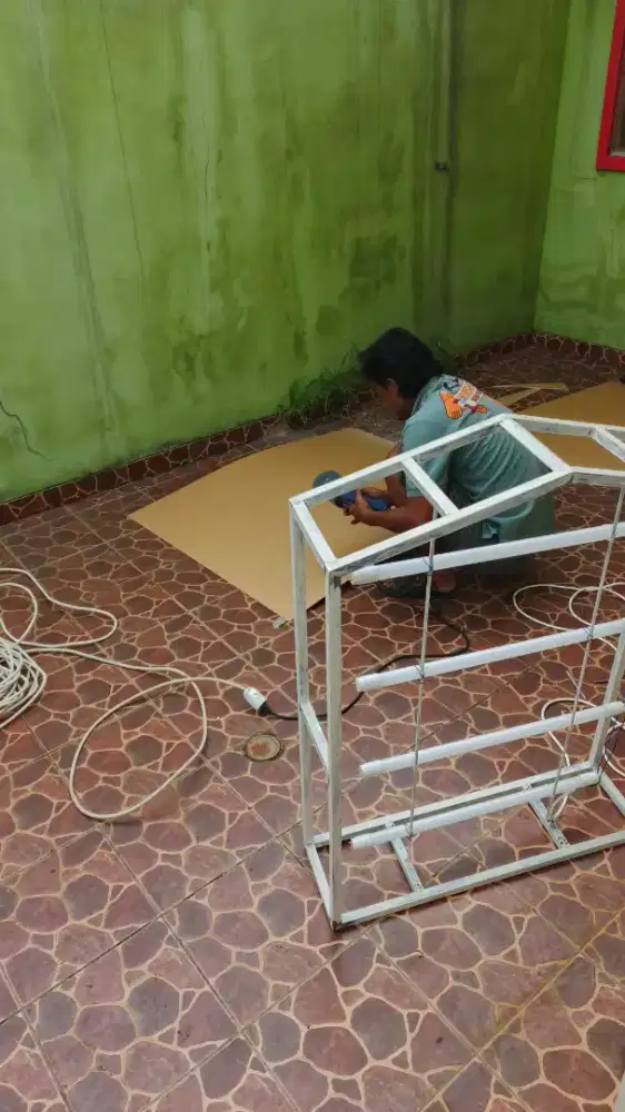 Produksi Neon box akrilik, plang papan nama reklame & sticker kacafilm