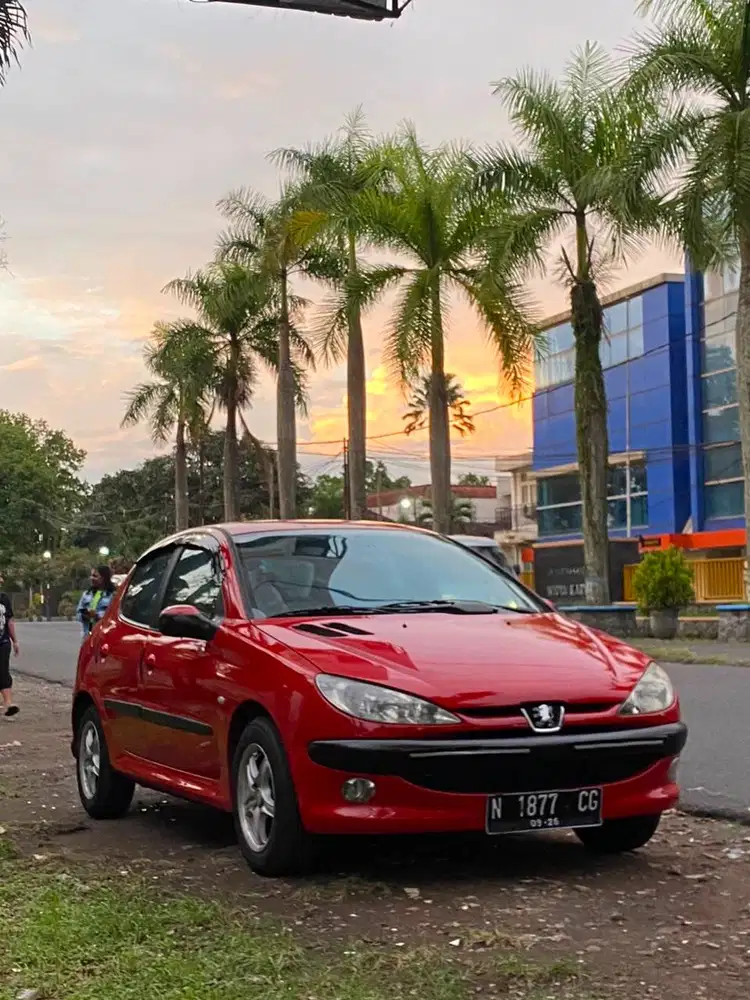 JUAL SANTAI – Peugeot 206 Tahun 2004