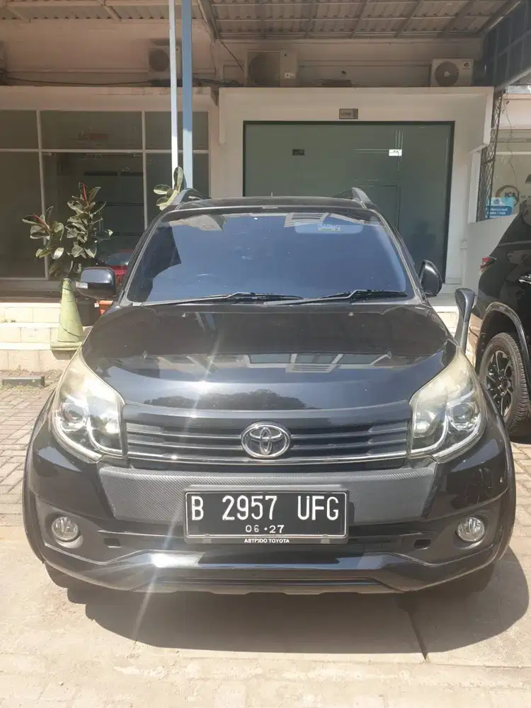 Toyota Rush 2017 Matic G 1.5 Hitam km 99800 & harga Nego!