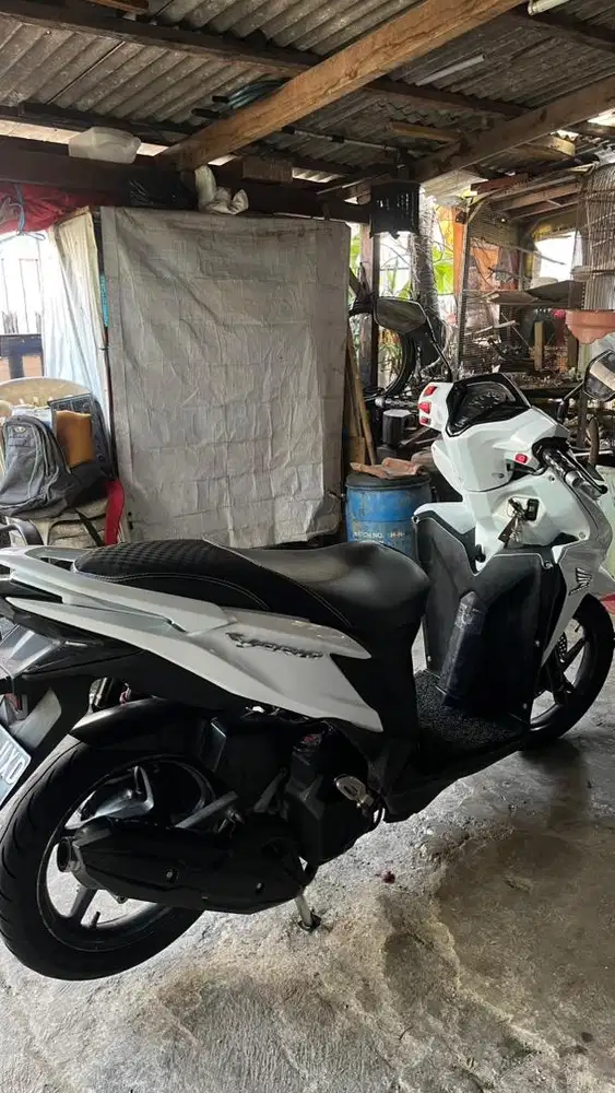 jual vario 125  kzr
