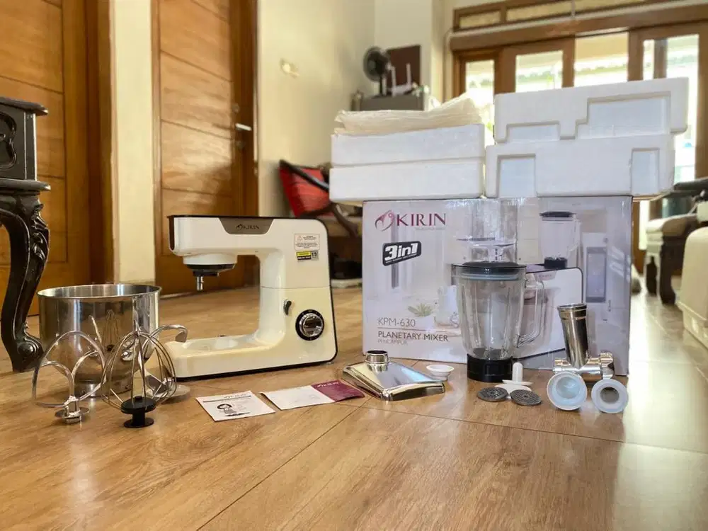 KIRIN PLANETARY KPM 630 3 IN 1 MIXER-BLENDER-MEAT GRINDER ORI SECOND