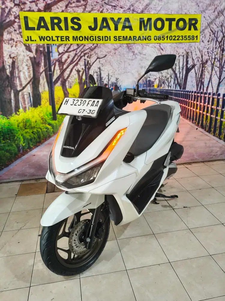 New pcx abs masih baru km.8,rb
