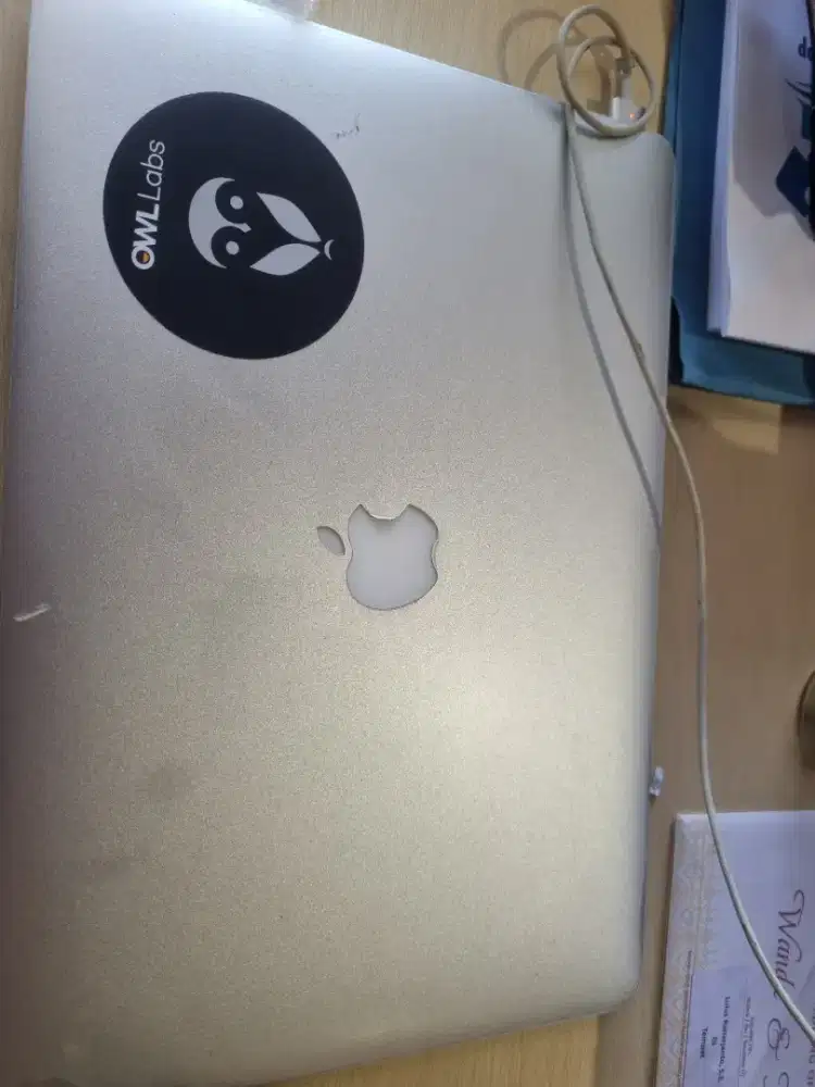 Macbook pro late 2013 15 inchi i7 8/512gb layar ga hidup
