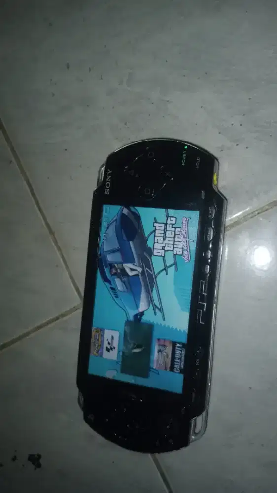 Psp seri 1000 mcc 8gb