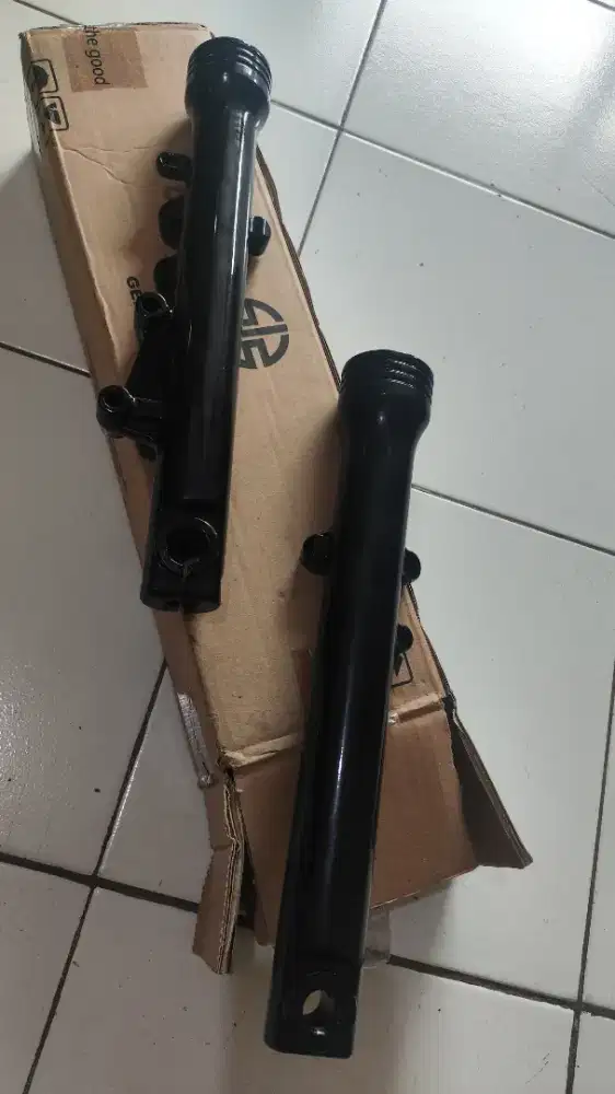 BOTTO SHOCK DEPAN NINJA RR