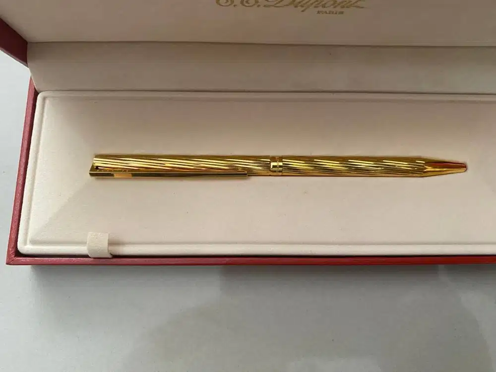 S.T DUPONT PARIS ORIGINAL - BALLPOINT– GOLD – BARU