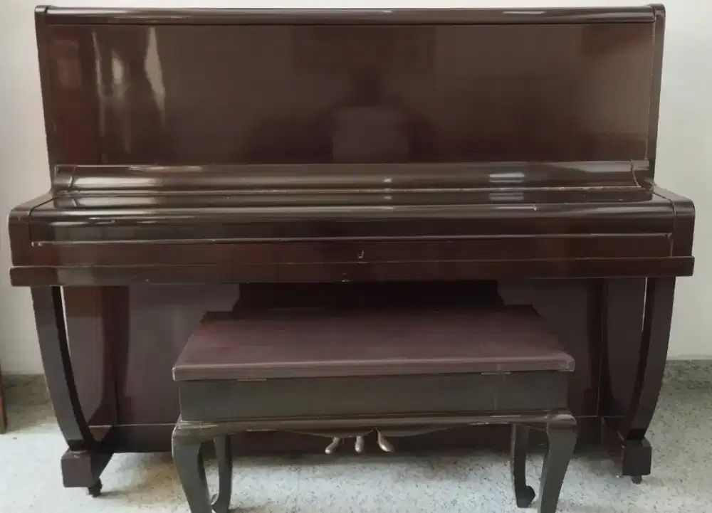 Piano bekas masih bagus