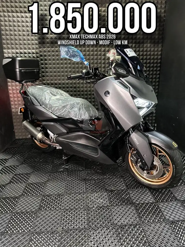 XMAX 250 TECHMAX ABS 2026 TOUR READY WINDSHIELD UP DOWN LOW KM BRO