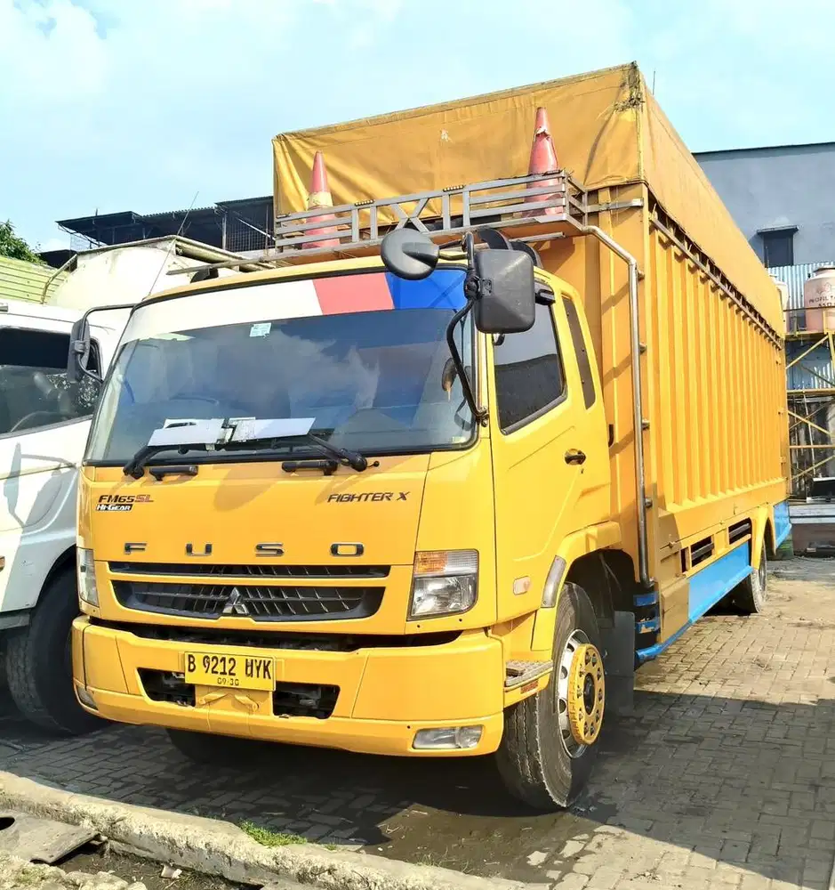Super LONG Hi gear Mitsubishi Fuso engkel 4x2 bak besi sentral 2024