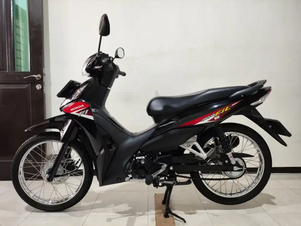 HONDA REVO FIT TAHUN 2024 LIKE NEW KM 1 RIBUAN
