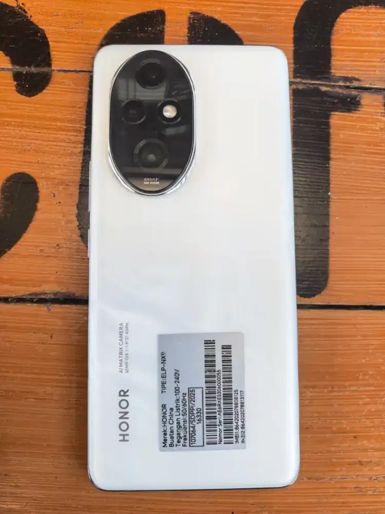 Honor 200 Pro 5G 12/512Gb Snapdragon 8s Gen 3 bisa TT