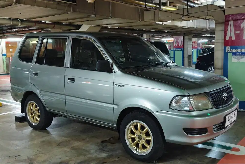Toyota kijang sx 1.8 manual new model tahun 2003