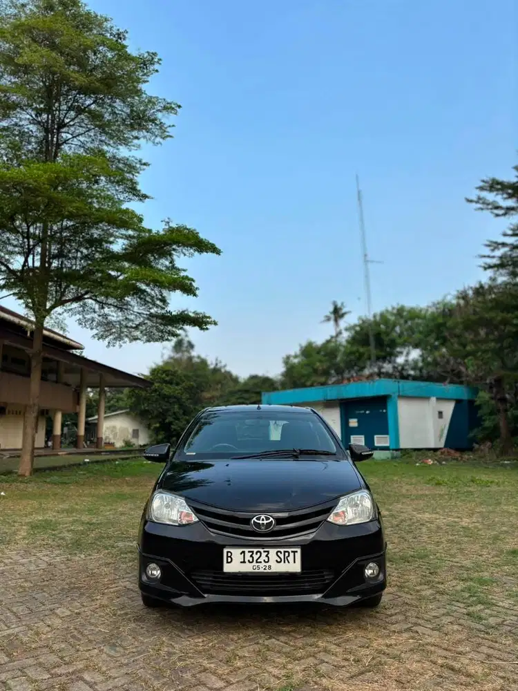 Toyota Etios Valco G M/T 2013