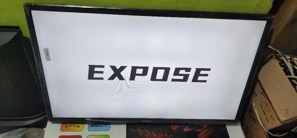 Smart TV Expose 43inc Seperti Baru