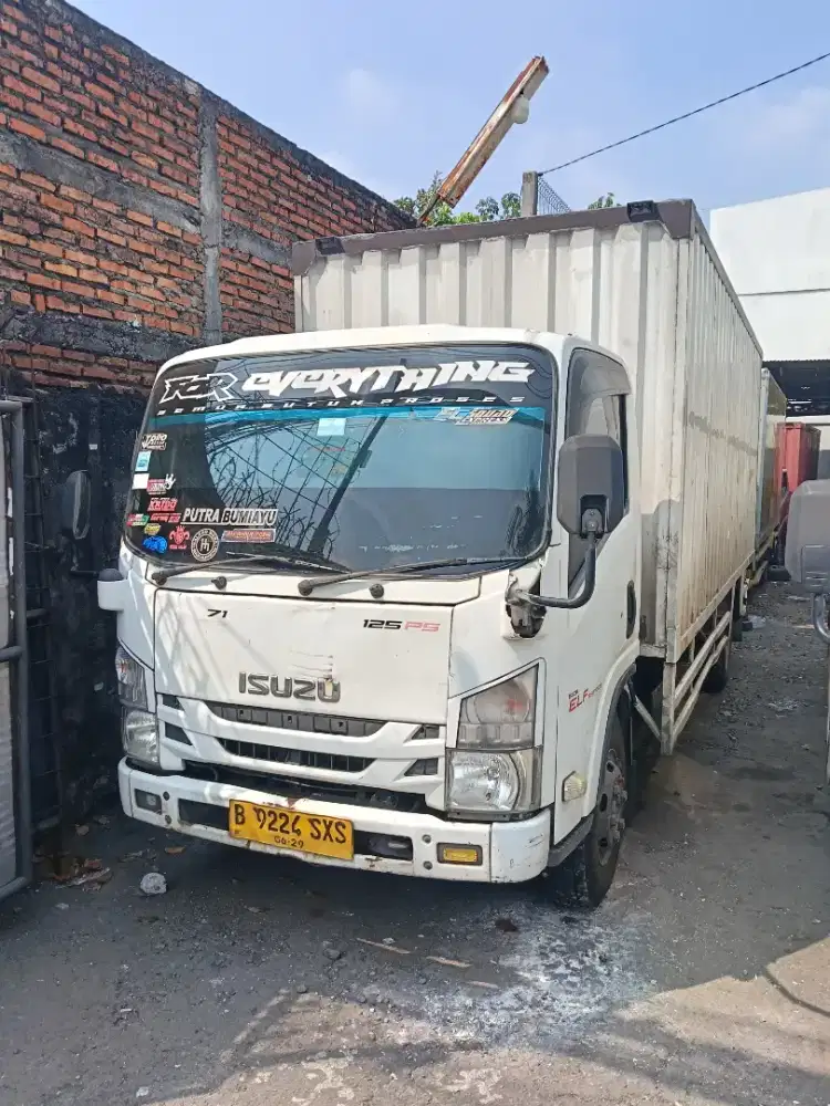 Isuzu GIGA NMR71 ps125 Long double box 22.5 kubik 2019