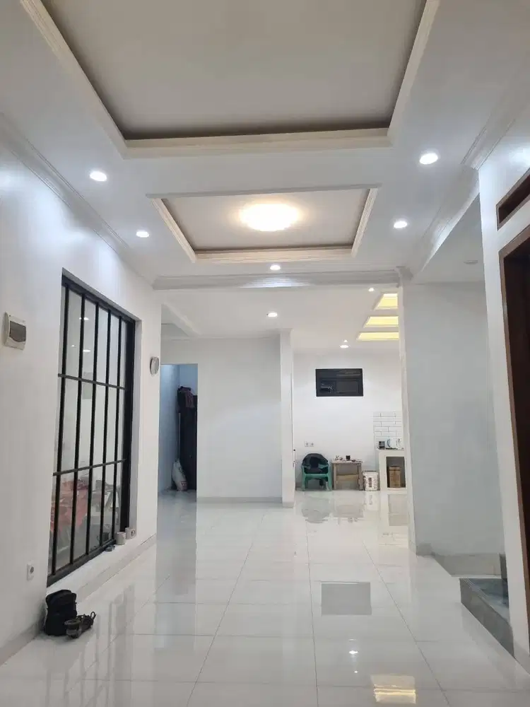 Dijual Rumah Minimalis di Singgasana Pradana Bandung