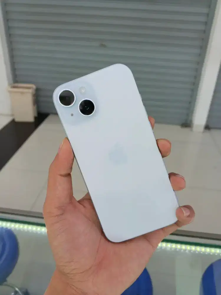 iPhone 15 128 GB iBox