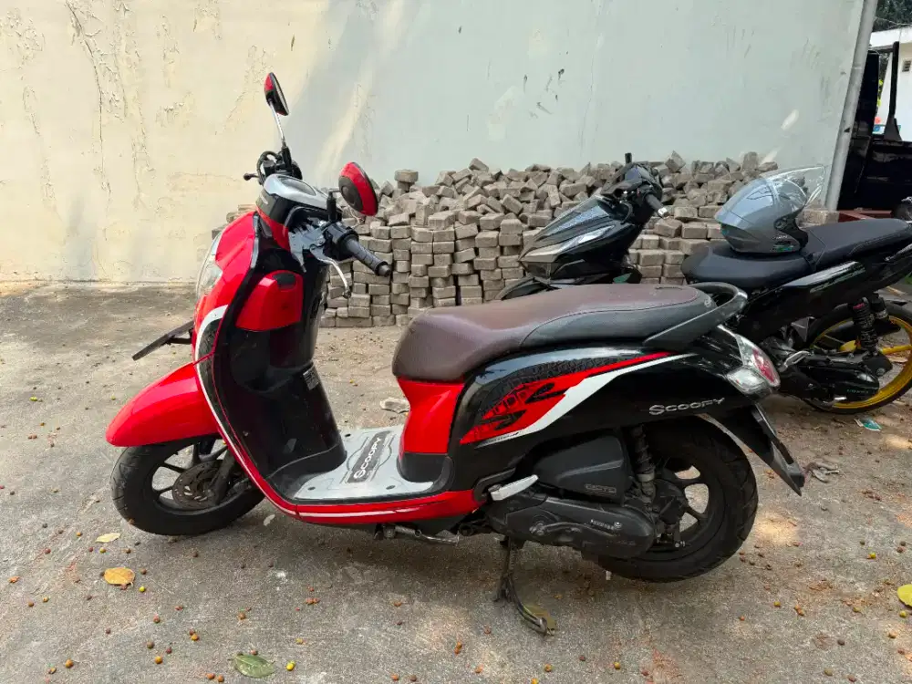 MOTOR SCOOPY 2020