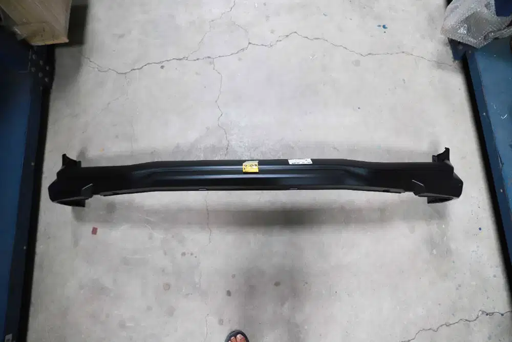 SPOILER / BODYKIT DEPAN SUZUKI ERTIGA HYBRID 2024, 7161186T00ZQZ
