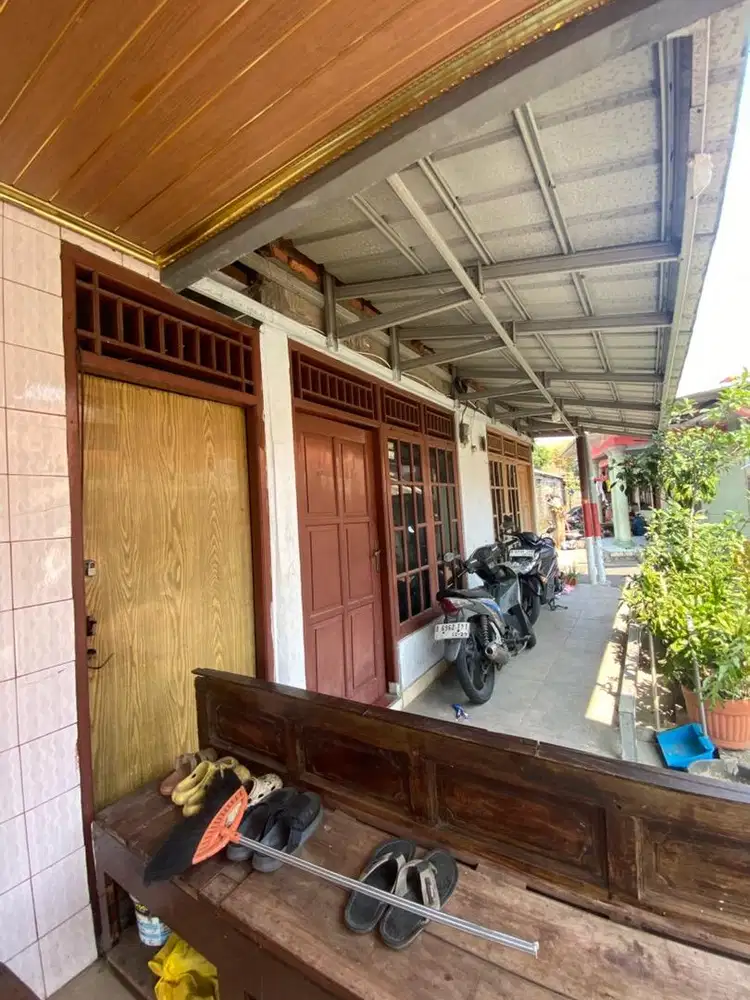 Dijual rumah kontrakan 2 pintu