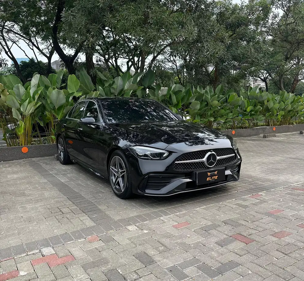 ( ODO 8 RB )Mercedes Benz C 300 AMG 2024