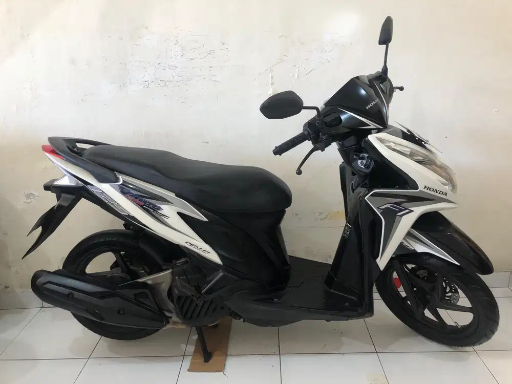 Honda Vario Techno 125 Th.2013 putih!!